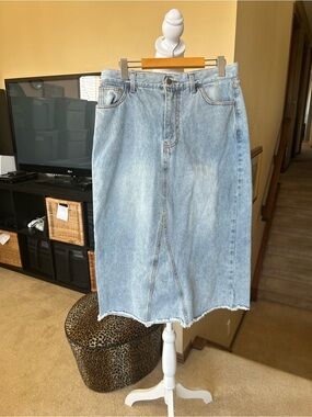 Velvet Heart Light Blue Danica Denim Midi Skirt